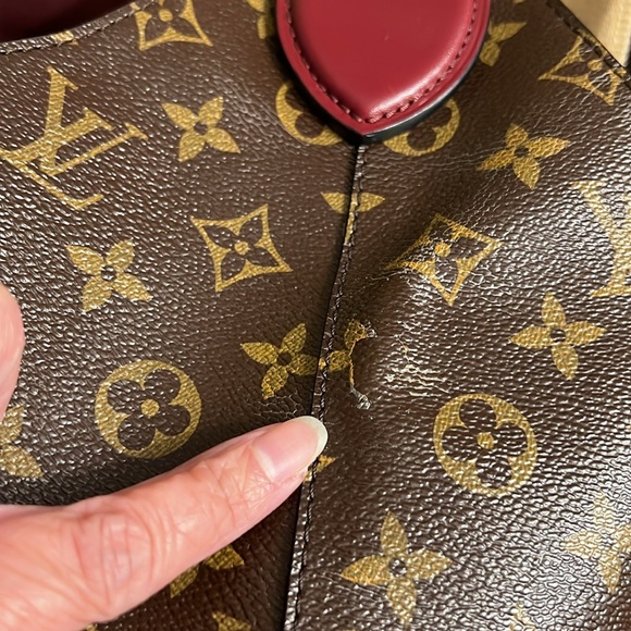 Authentic Louis Vuitton Flower Hobo monogram canvas bag - Picture 9 of 16